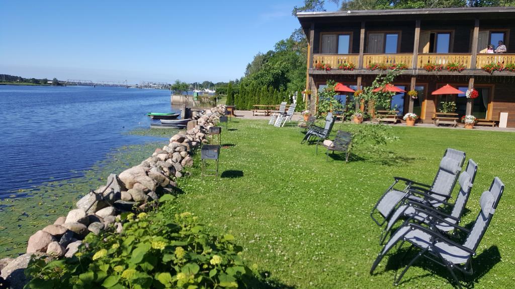 Guest House And Camping Jūrkalne Buitenkant foto