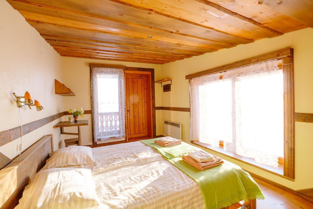 Guest House And Camping Jūrkalne Buitenkant foto